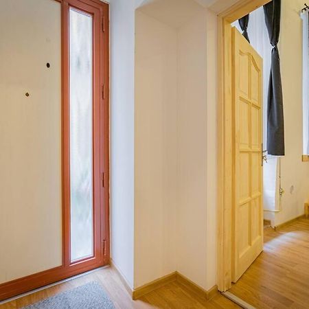2 Bedroom Flat In The Dob Street, Venus 부다페스트 외부 사진